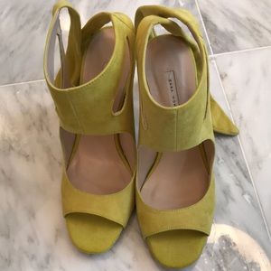 Zara yellow suede sandal